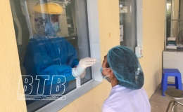 Quỳnh Phụ: Hơn 500 mẫu bệnh phẩm tại Bệnh viện Đa khoa huyện test nhanh âm tính với SARS-CoV-2