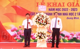 Đồng chí Ngô Đông Hải, Bí thư Tỉnh ủy dự khai giảng năm học mới tại Trường Tiểu học và THCS Quang Minh