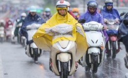 Tin dự báo mưa lớn và cảnh báo lốc, sét, gió giật mạnh