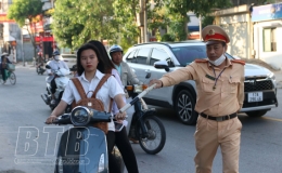 Xử lý Vi phạm giao thông ở giới trẻ: Cần giải pháp đồng bộ