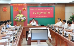Đề nghị Bộ Chính trị, Ban Bí thư xem xét, thi hành kỷ luật Ban Thường vụ Tỉnh ủy Quảng Ninh nhiệm kỳ 2015-2020 và 7 đồng chí
