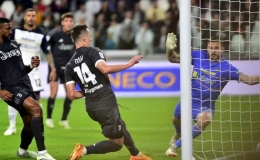 Juventus trở lại top 2 Serie A