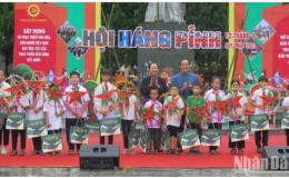 Lạng Sơn mở lễ hội Háng Pỉnh
