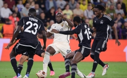 Lukaku giúp Roma thắng ngày ra quân Europa League