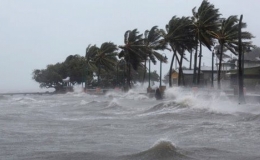 Tin dự b&aacute;o gi&oacute; mạnh, s&oacute;ng lớn tr&ecirc;n biển