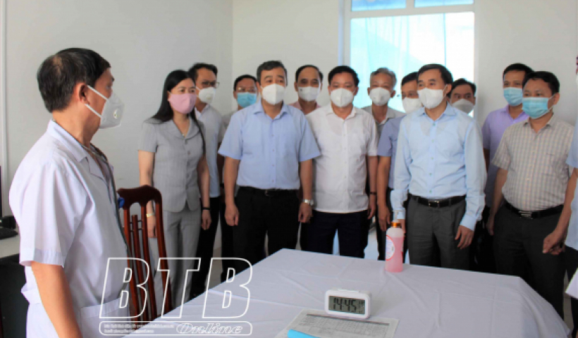 Đoàn công tác của Bộ Y tế kiểm tra, giám sát chương trình tiêm thử nghiệm lâm sàng vắc xin Covivac giai đoạn 2 tại Thái Bình 