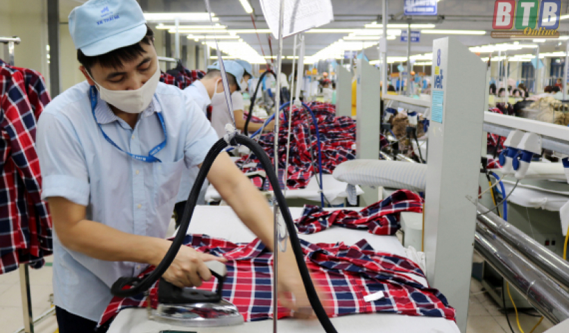 Tháo gỡ khó khăn cho sản xuất kinh doanh ứng phó với dịch Covid-19