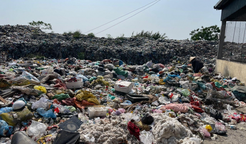 Hưng Hà: Quá tải rác thải nông thôn