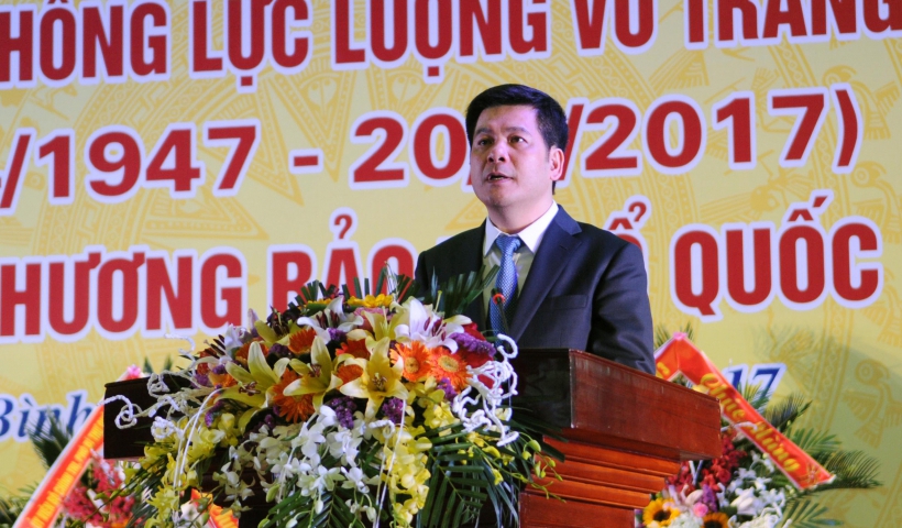 Đồng chí Nguyễn Hồng Diên, Ủy viên Trung ương Đảng, Phó Bí thư Tỉnh ủy, Chủ tịch UBND tỉnh đọc diễn văn tại lễ kỷ niệm.