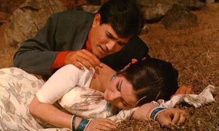 Bollywood: Một thế kỷ điện ảnh Ấn Độ