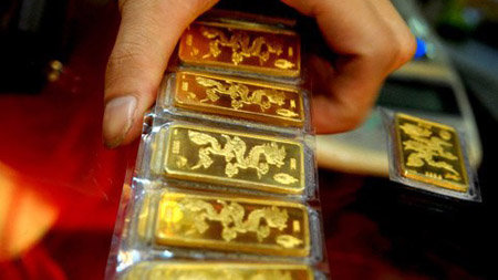 Mua bán vàng trên 300 triệu đồng phải khai báo