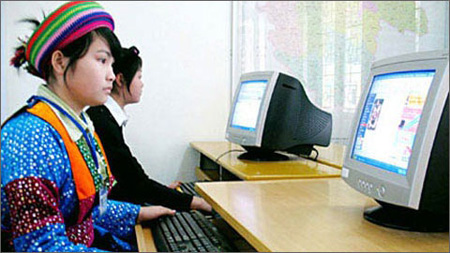 Hơn 218.000 lượt người sử dụng máy tính công cộng ở 12 tỉnh