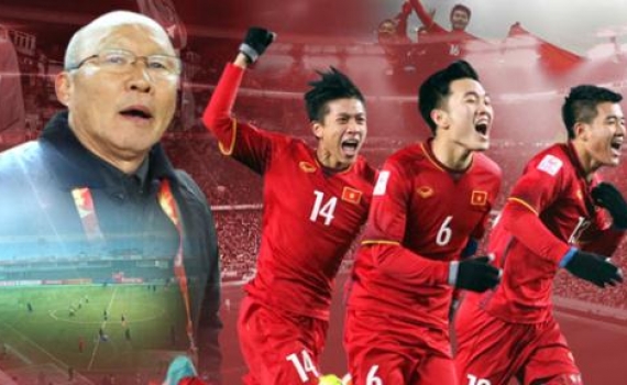Kiatisak xin rút lại tuyên bố 'coi thường' bóng đá Việt Nam