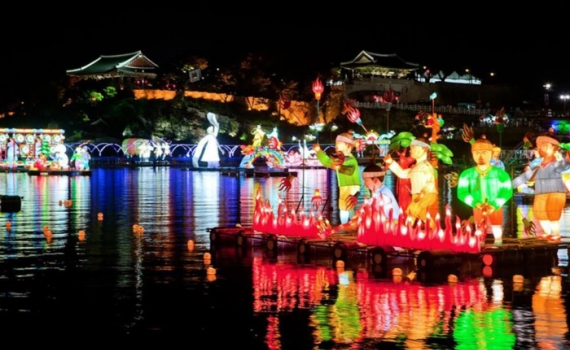 Lễ hội đèn lồng Jinju Namgang Yudeung tháng 10 lung linh ở Hàn Quốc - Báo Thái Bình điện tử