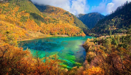 Những hồ nước đẹp nhất thế giới - Báo Thái Bình điện tử