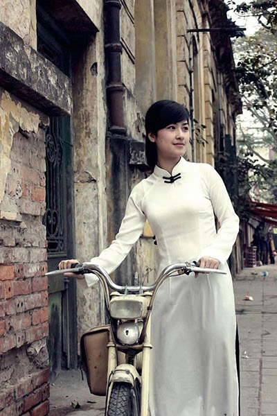 Hình ảnh phụ nữ Việt Nam qua những trang văn của Thạch Lam - Báo Thái Bình  điện tử