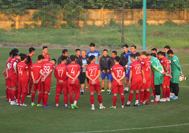 ẢNH: ĐT Việt Nam sẵn sàng cho trận đấu gặp ĐT UAE - Ảnh 2.