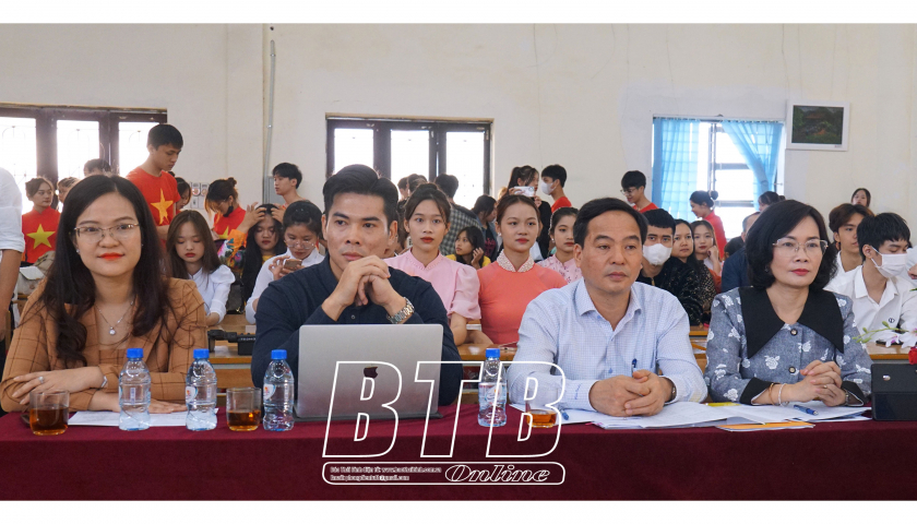  Chương trình nghệ thuật giao lưu văn hóa Việt Nam – Hàn Quốc mang tính kết nối và thể hiện niềm vinh dự của học sinh, sinh viên Thái Bình