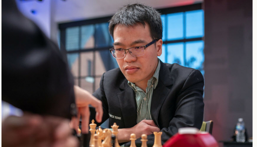 Quang Liêm chiếm đỉnh bảng siêu giải ở Grand Chess Tour