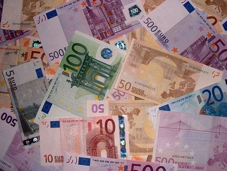 Những nỗ lực “cứu” đồng Euro