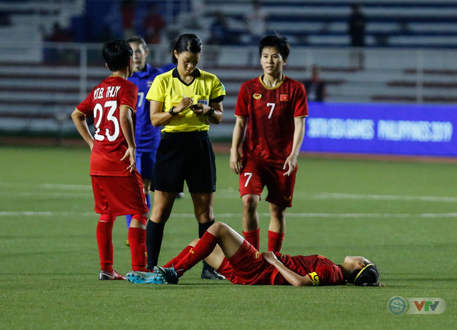 ẢNH: ĐT nữ Việt Nam thắng kịch tính trước Thái Lan, giành HCV bóng đá nữ SEA Games 30 - Ảnh 5.