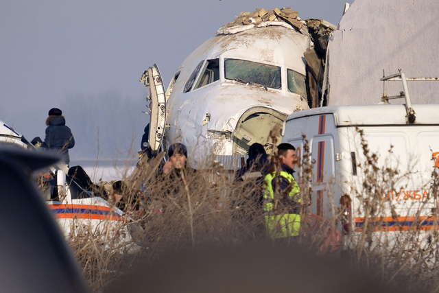 Tai nạn máy bay ở Kazakhstan: Số nạn nhân thiệt mạng tăng lên 12 người - Ảnh 5.
