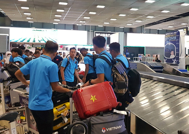 U23 Việt Nam đã có mặt tại Thái Lan, chính thức bước vào chiến dịch VCK U23 châu Á 2020 - Ảnh 8.