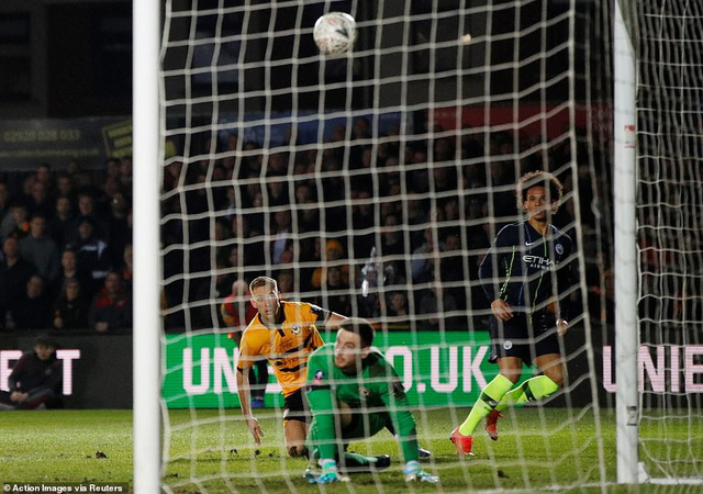Kết quả bóng đá sáng 17/02: Man City vào tứ kết FA Cup, Barcelona chật vật vượt qua Valladolid - Ảnh 2.