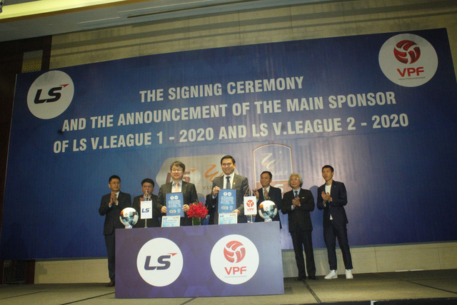 Ký kết nhà tài trợ chính Giải bóng đá LS V.League 1-2020 và LS V.League 2-2020 - Ảnh 7.