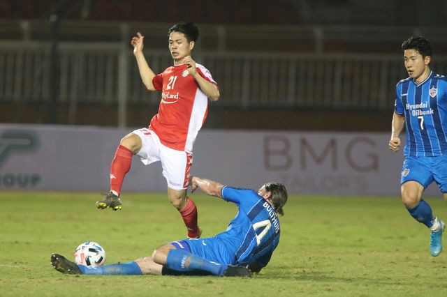 AFC Cup: Công Phượng nhận trọng trách trên hàng công CLB TP Hồ Chí Minh - Ảnh 1.