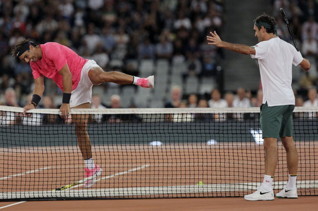 Federer thắng Nadal trong trận đấu kỷ lục của quần vợt thế giới! - Ảnh 5.
