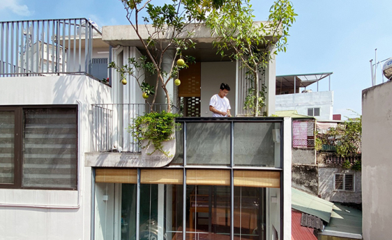 Nhà 24 mét vuông trong hẻm rộng hơn 1m ở Hà Nội lọt Top 50 nhà đẹp ...