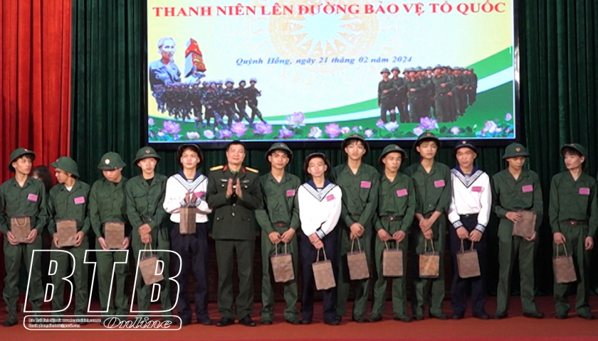 Quỳnh Phụ: Tổ chức gặp mặt, tặng quà tân binh lên đường nhập ngũ