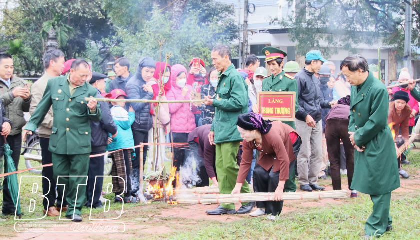 Tổ chức hội thi kéo lửa nấu cơm cần tại lễ hội đền Trần   
