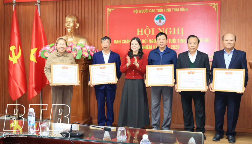 Trên 326.000 người cao tuổi tham gia hội người cao tuổi các cấp