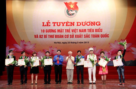 Tôn vinh Gương mặt trẻ Việt Nam tiêu biểu năm 2012