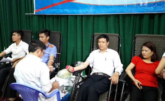 144 đơn vị máu thu nhận được trong ngày hội hiến máu đợt 2
