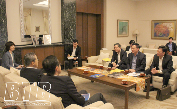 Các đồng chí lãnh đạo tỉnh làm việc với ngài Yamada Takio, Đại sứ đặc mệnh toàn quyền Nhật Bản tại Việt Nam