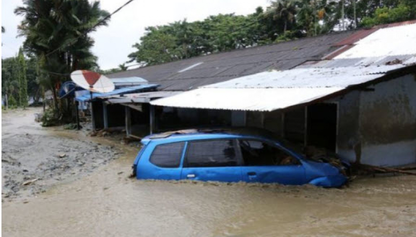 Lũ lụt, lở đất ở Indonesia: Số nạn nhân thiệt mạng tăng lên 21, 6 người vẫn mất tích