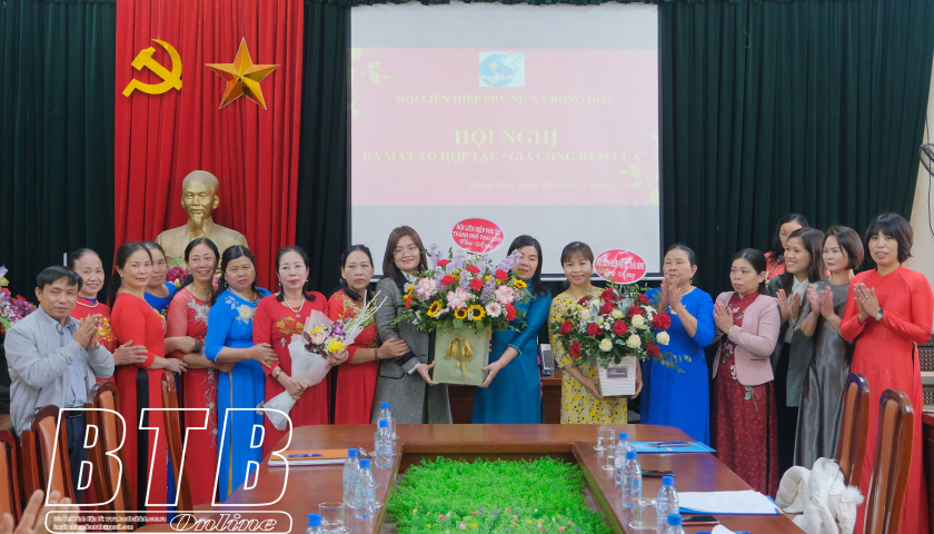 Ra mắt tổ hợp tác gia công rèm cửa xã Đông Hoà