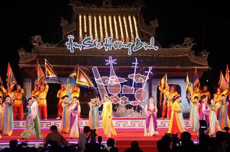 Bế mạc Festival Huế 2014: Văn hóa năm châu hội tụ và lan tỏa