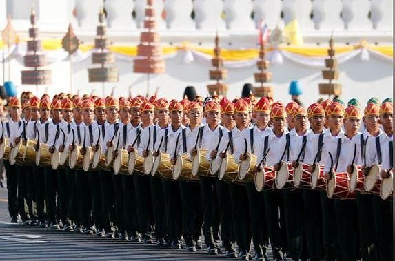 Thái Lan chi 31 triệu USD tổ chức lễ đăng quang của Nhà vua Rama X - Ảnh 3.