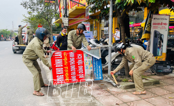 Thị trấn Hưng Hà: Nỗ lực để đường thông, hè thoáng