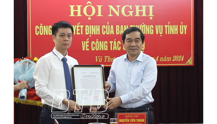  Công bố quyết định về công tác cán bộ tại huyện Vũ Thư