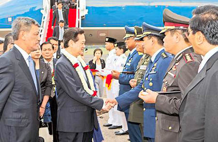 Thủ tướng Nguyễn Tấn Dũng&nbsp;tham dự Hội nghị cấp cao ASEAN lần thứ 18 