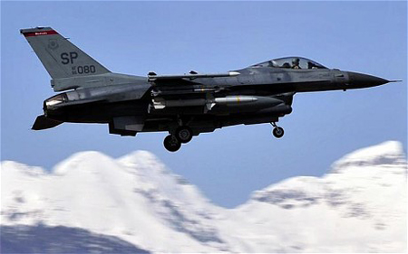 Mỹ sắp đưa máy bay F-16 tới Ba Lan