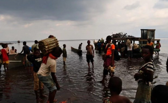 Chìm tàu tại Cộng hòa dân chủ Congo, hơn 100 người mất tích