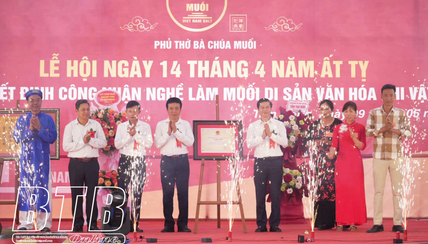 Khai mạc lễ hội bà chúa Muối