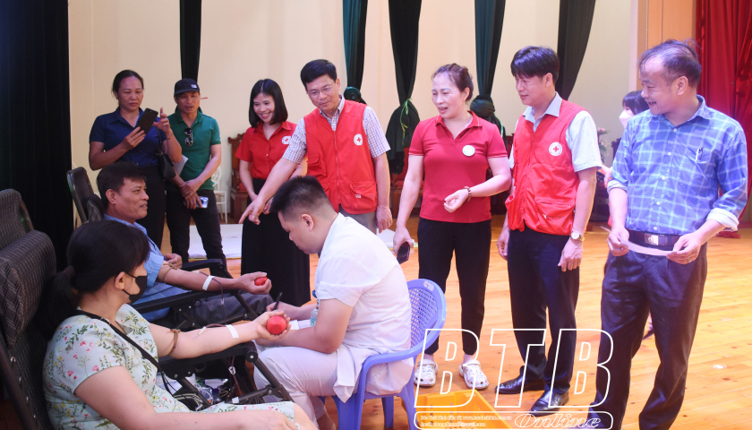 Quỳnh Phụ: Thu nhận 411 đơn vị máu trong ngày hội hiến máu tình nguyện đợt 2, năm 2025