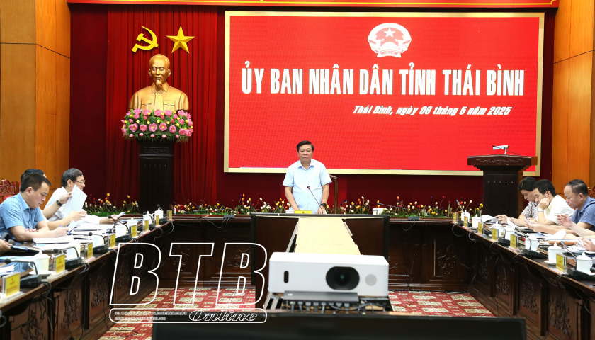UBND tỉnh họp nghe và cho ý kiến một số nội dung quan trọng